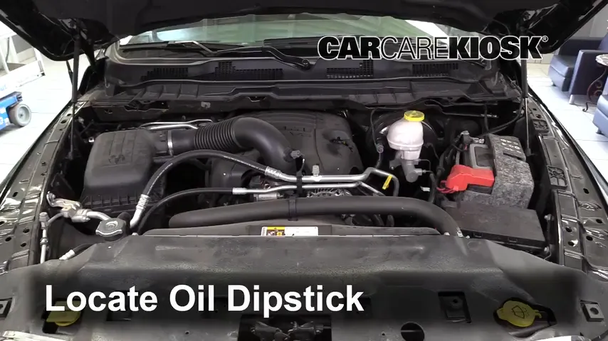 2019 Ram 1500 Classic Tradesman 5.7L V8 Crew Cab Pickup Huile Vérifier le niveau de l'huile